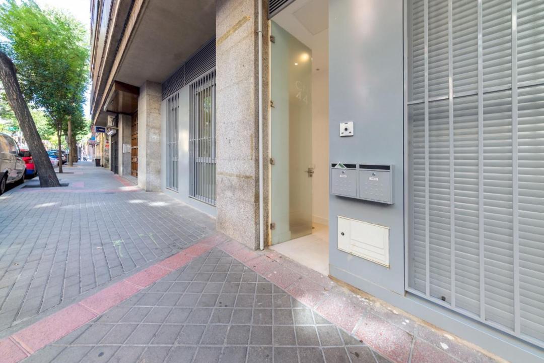 מדריד 2 Bedrooms 2 Bathrooms Furnished - Delicias - Modern- Mintystay מראה חיצוני תמונה